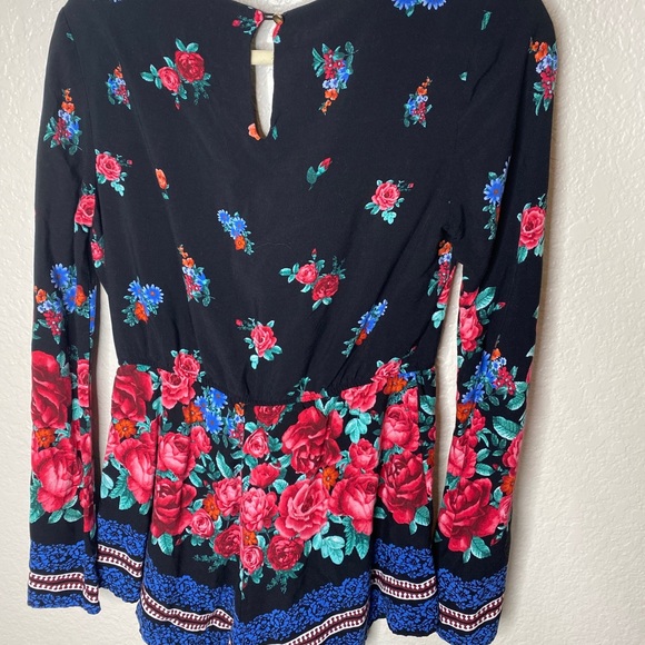 Flowered Romper - Picture 2 of 3